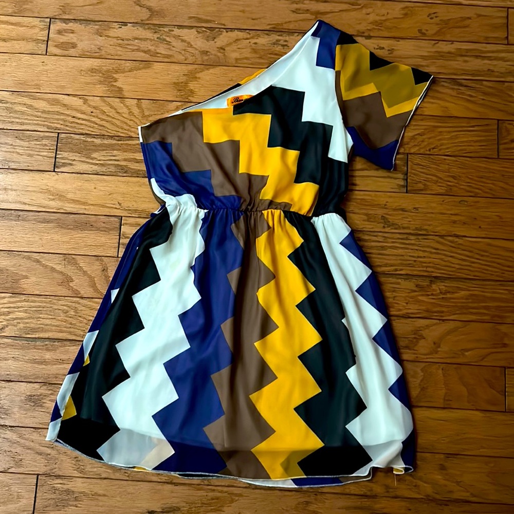 Black, white, yellow, purple, and brown chevron one shoulder dress, size M